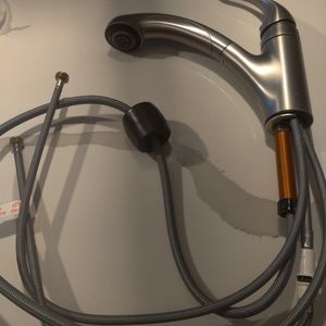 Moen One-Handle Pulldown Kitchen Fau